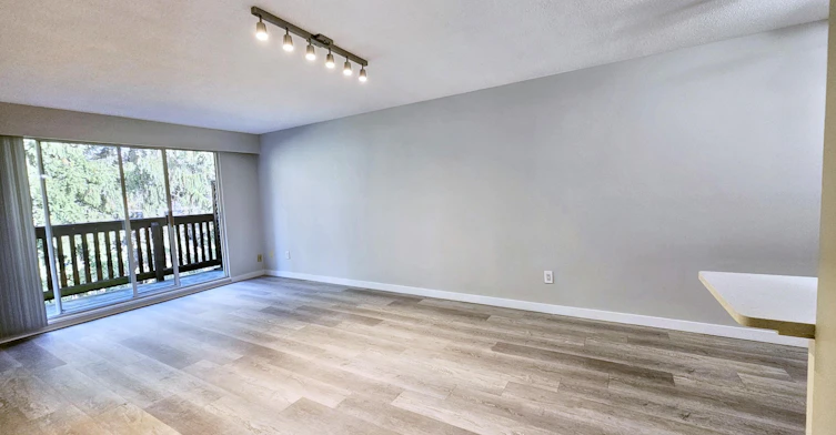 303-325 Ward Street, New Westminster, BC, V3L 3N7 - 7