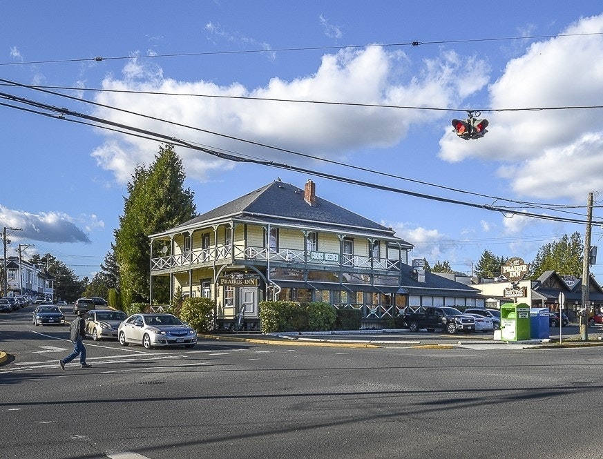 307-7701 East Saanich Road, Central Saanich, BC, V8M 0E3 - 5