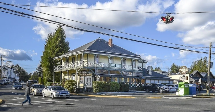 307-7701 East Saanich Road, Central Saanich, BC, V8M 0E3 - 5