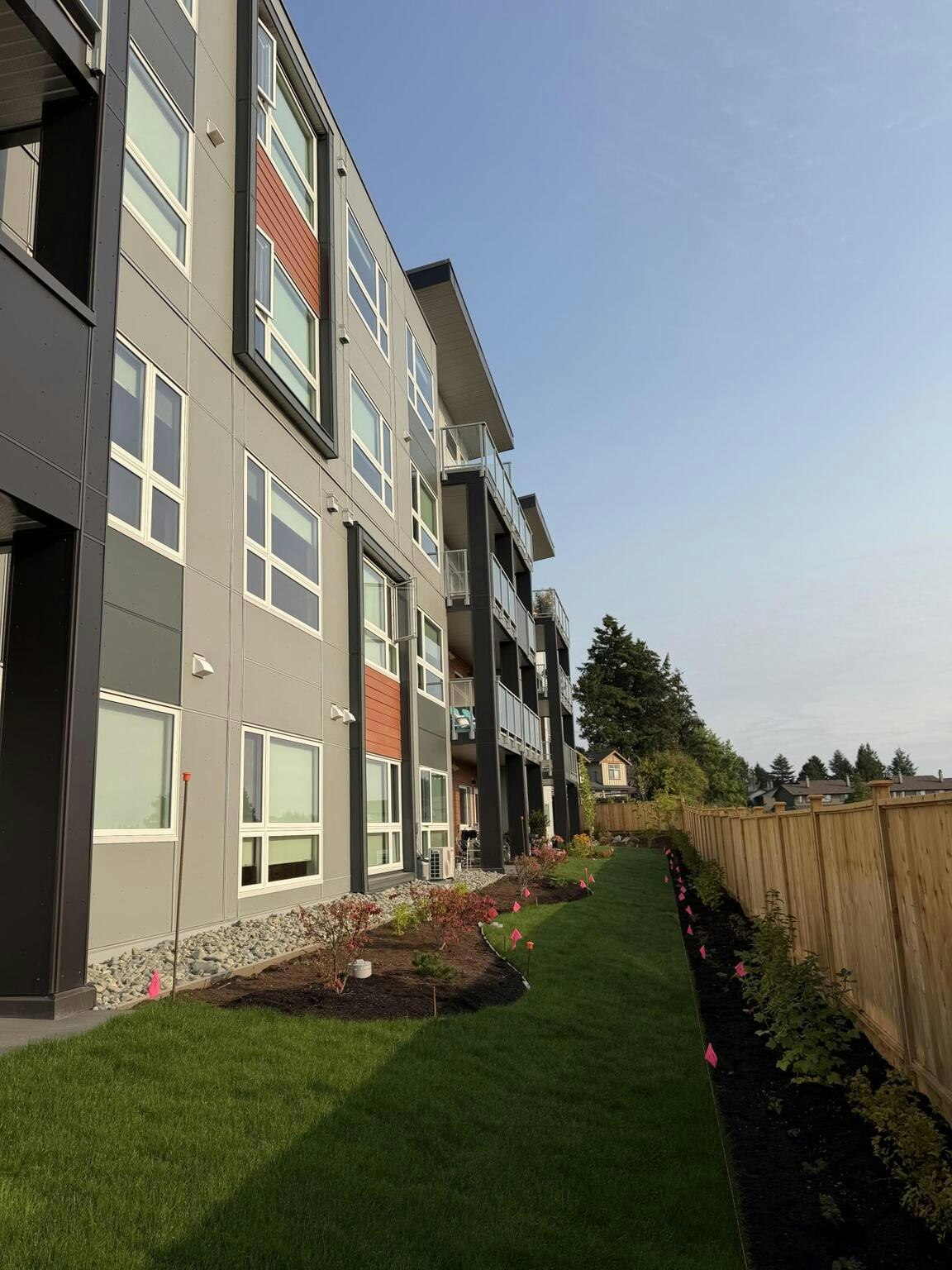 311-7701 East Saanich Road, Central Saanich, BC, V8M 0E3 - 2