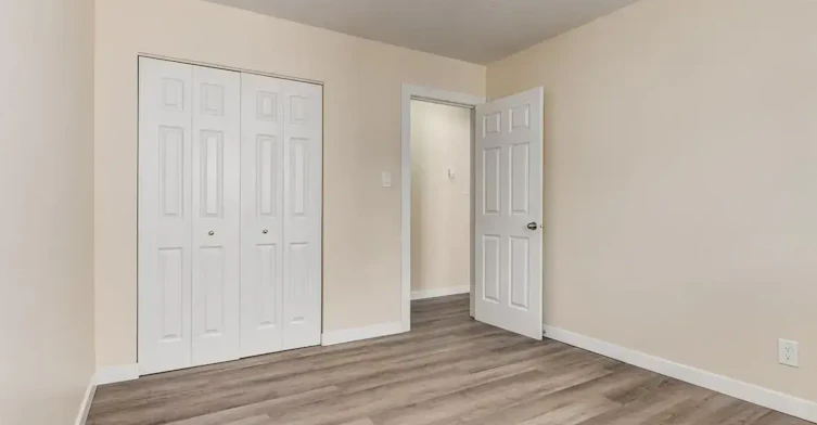 303C-7315 Yellowhead Trail, Edmonton, AB, T5B 4K1 - 12