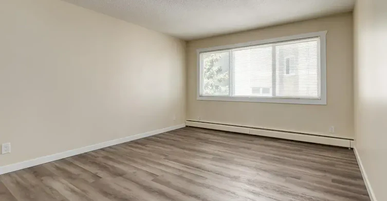 303C-7315 Yellowhead Trail, Edmonton, AB, T5B 4K1 - 8