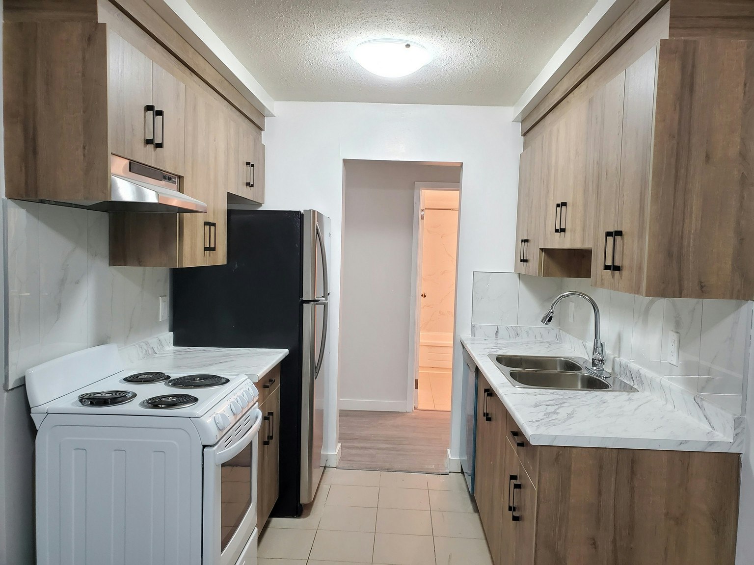 209-520 11th Street, New Westminster, BC, V3M 5W9