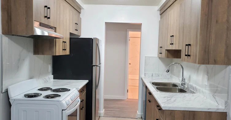 209-520 11th Street, New Westminster, BC, V3M 5W9