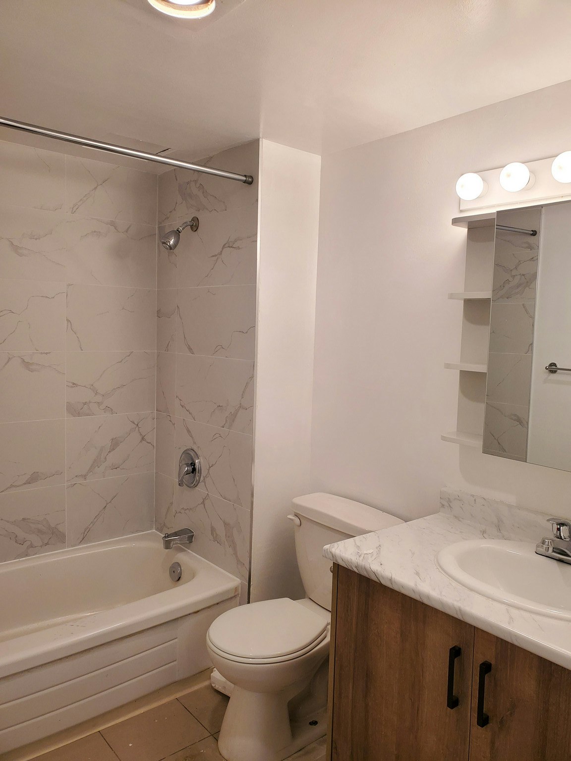 209-520 11th Street, New Westminster, BC, V3M 5W9 - 8