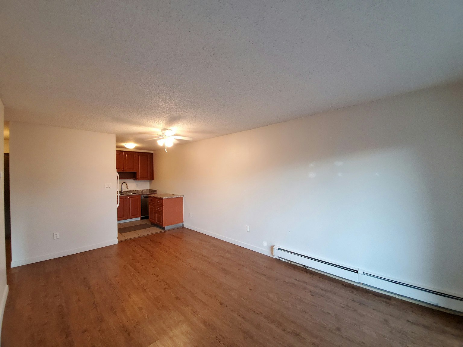 218-520 11th Street, New Westminster, BC, V3M 5W9 - 3