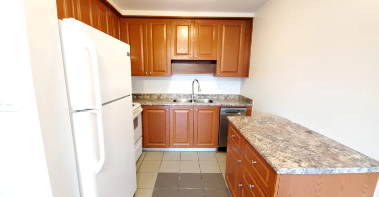 218-520 11th Street, New Westminster, BC, V3M 5W9 - 4