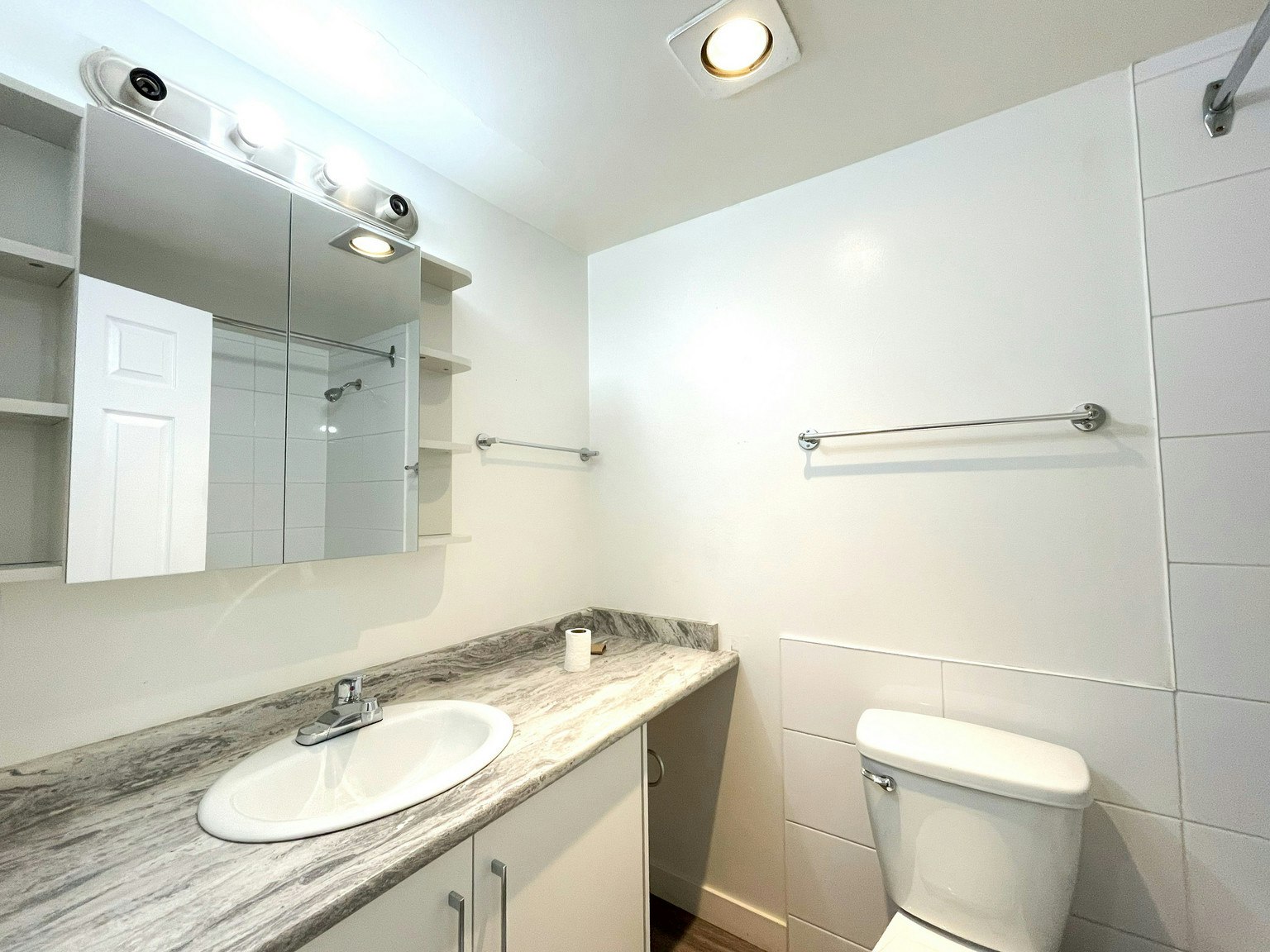303-22235 119 Avenue, Maple Ridge, BC, V2X 2Z1 - 4