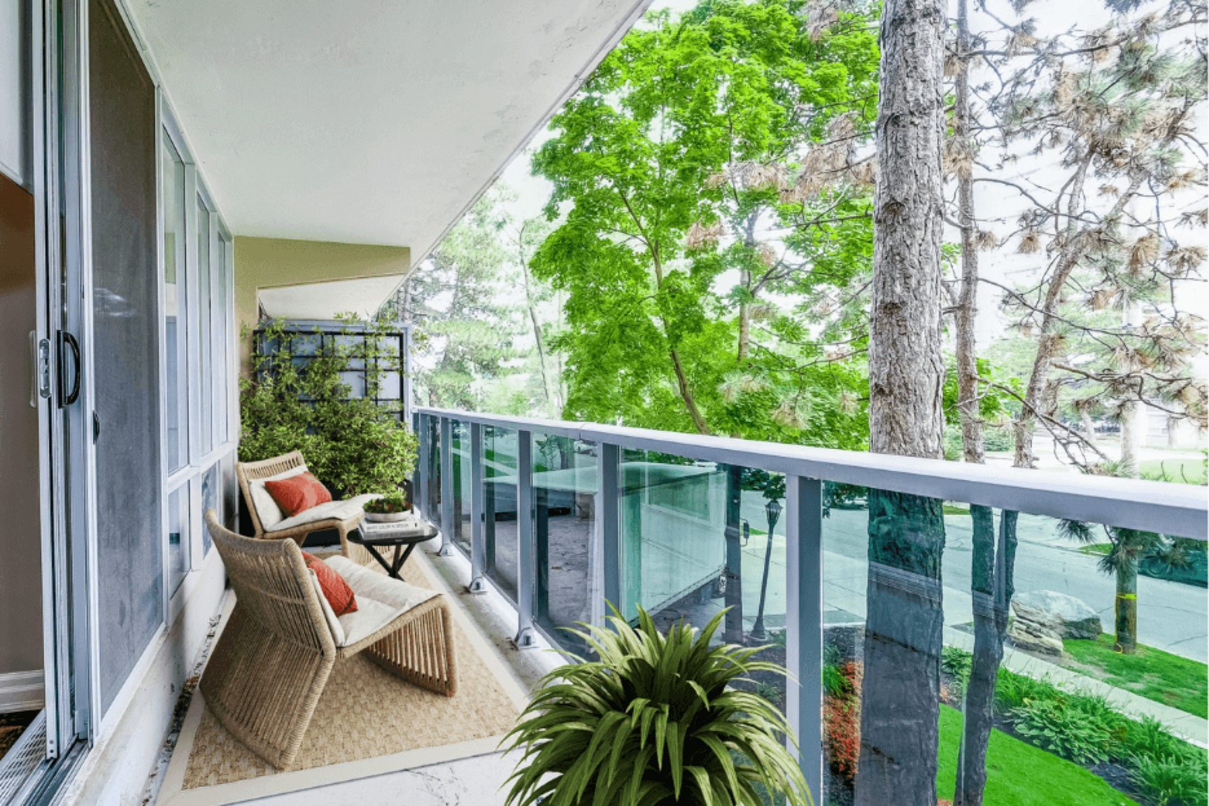 19-111 Pacific Avenue, Toronto, ON, M6P 2P2 - 6