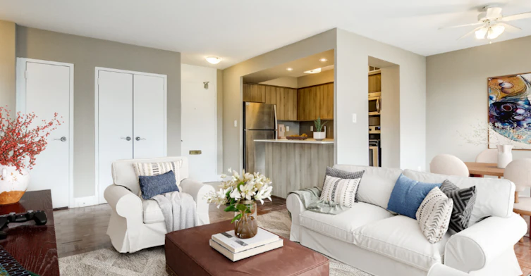 67-111 Pacific Avenue, Toronto, ON, M6P 2P2