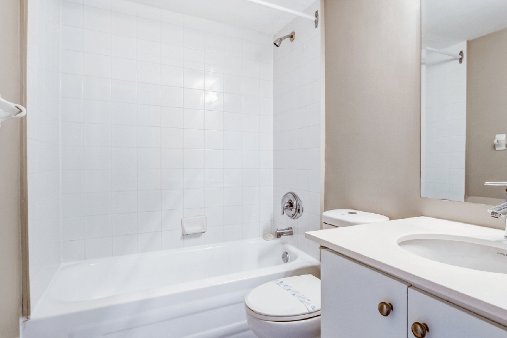 113-111 Pacific Avenue, Toronto, ON, M6P 2P2 - 6