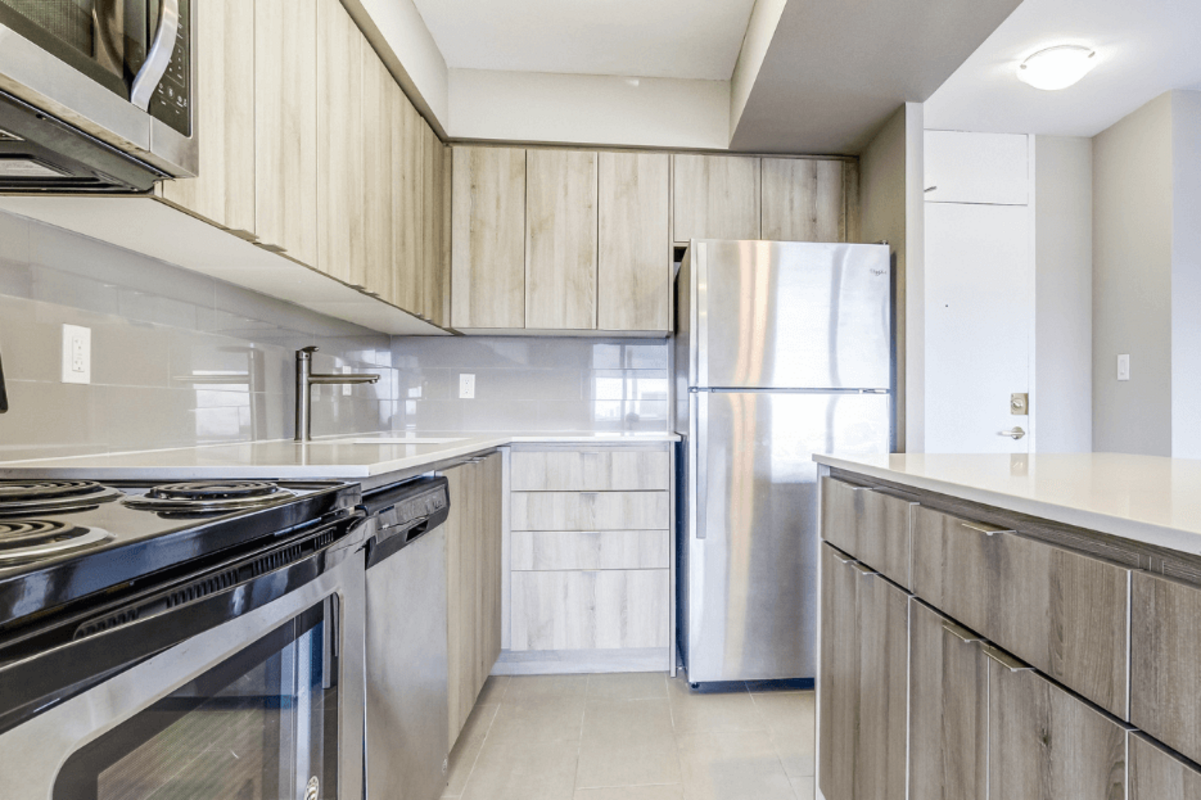 113-111 Pacific Avenue, Toronto, ON, M6P 2P2 - 2