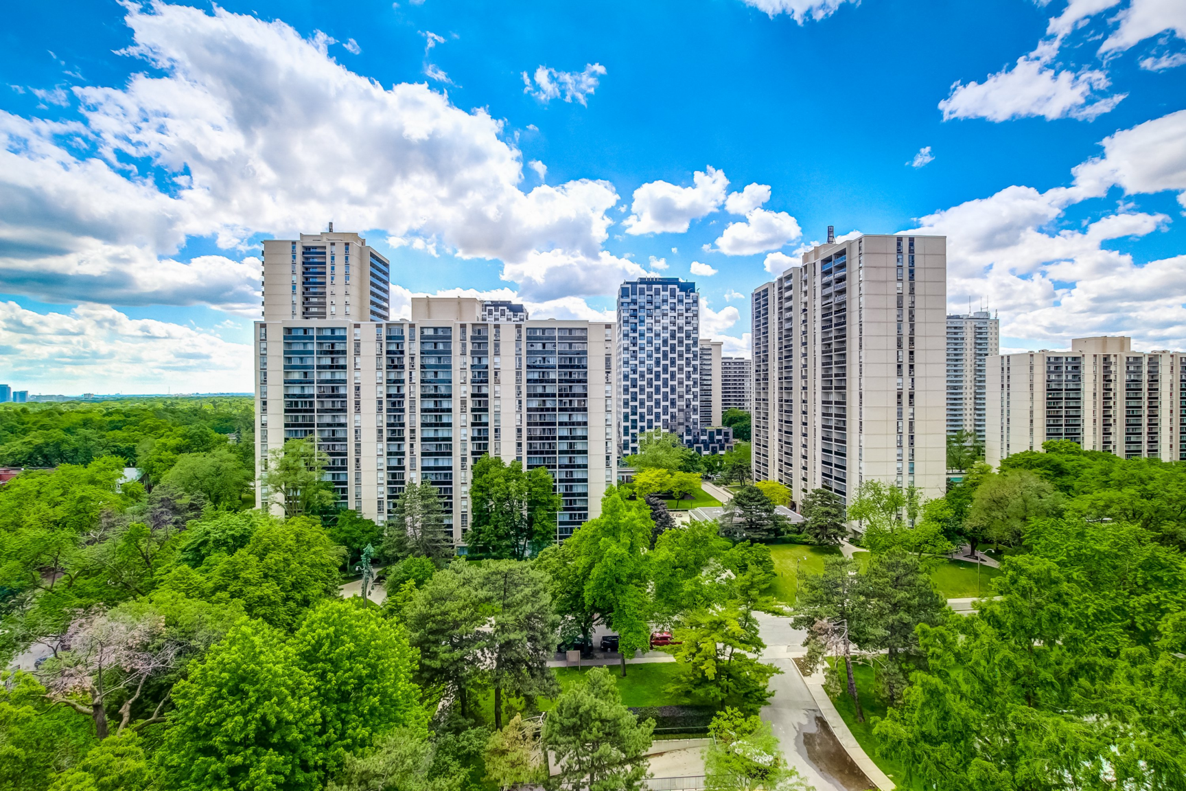 209-111 Pacific Avenue, Toronto, ON, M6P 2P2 - 6