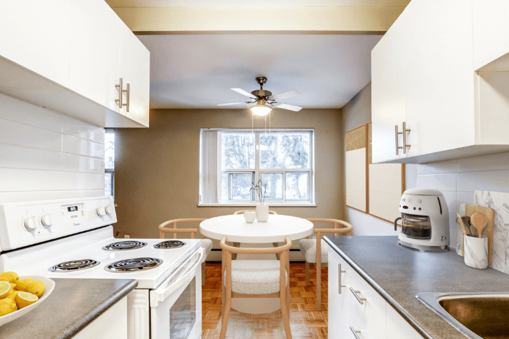 13-24 The Links Road, Toronto, ON, M2P 1T5