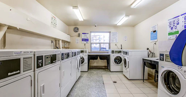 24 The Links Road, Toronto, ON, M2P 1T5 - 9