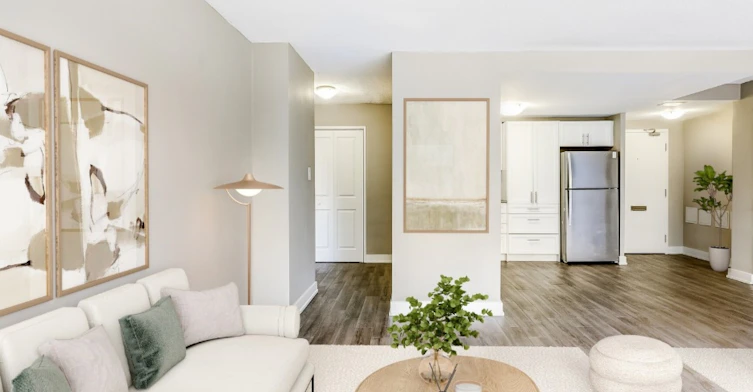 32-21 Richgrove Drive, Toronto, ON, M9R 2L2 - 2