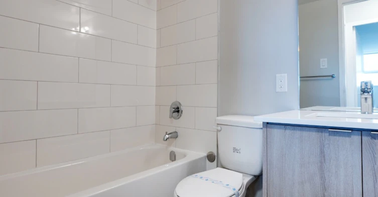 63-21 Richgrove Drive, Toronto, ON, M9R 2L2 - 5