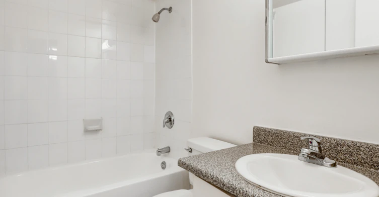 20-199 Upper Canada Drive, Toronto, ON, M2P 1T3 - 6