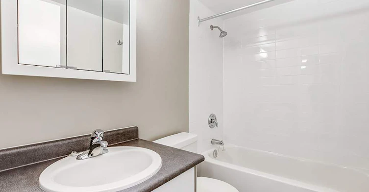 199 Upper Canada Drive, Toronto, ON, M2P 1T3 - 8