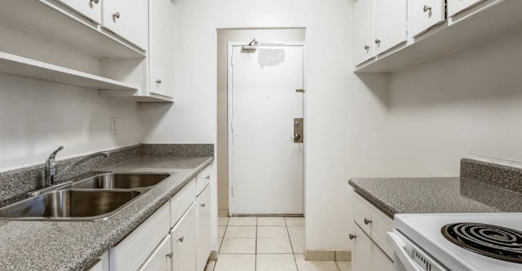152-199 Upper Canada Drive, Toronto, ON, M2P 1T3 - 2