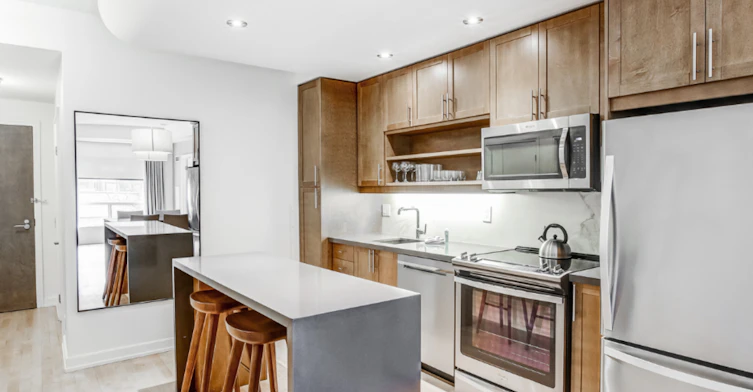 163-61 Yorkville Avenue, Toronto, ON, M5R 3V6 - 2