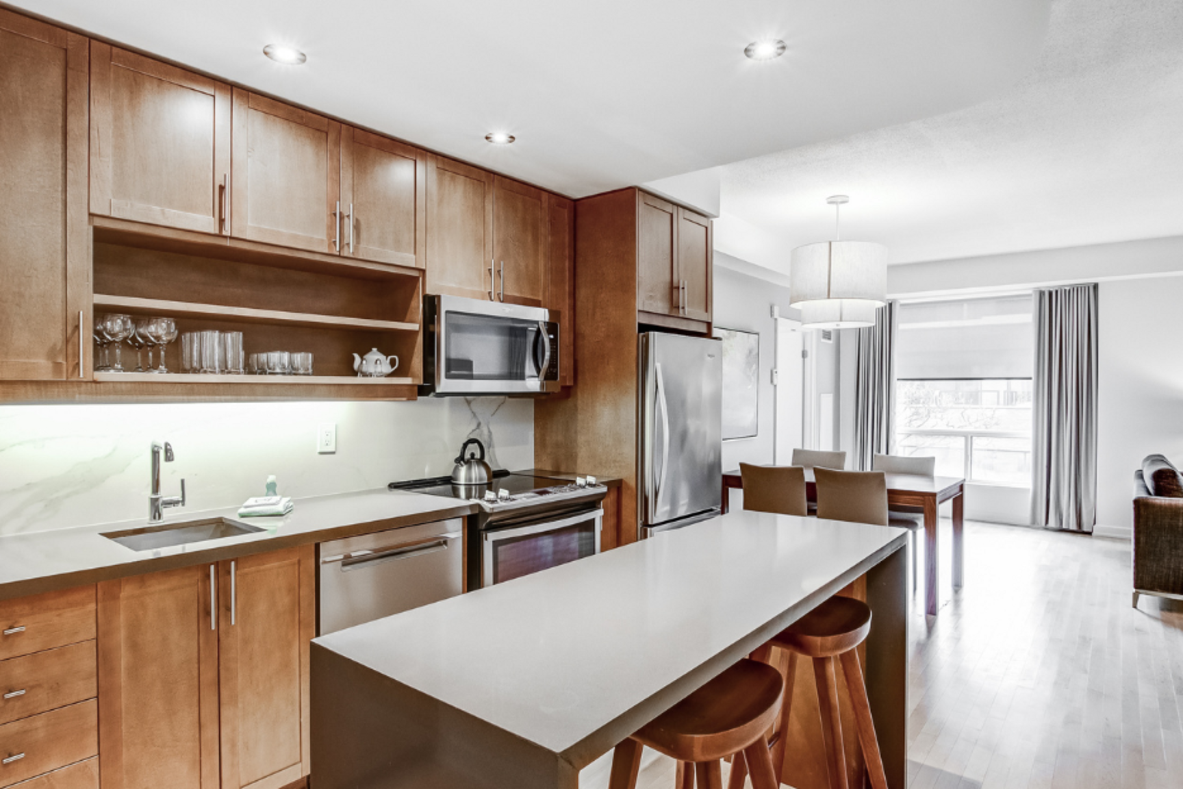 163-61 Yorkville Avenue, Toronto, ON, M5R 3V6
