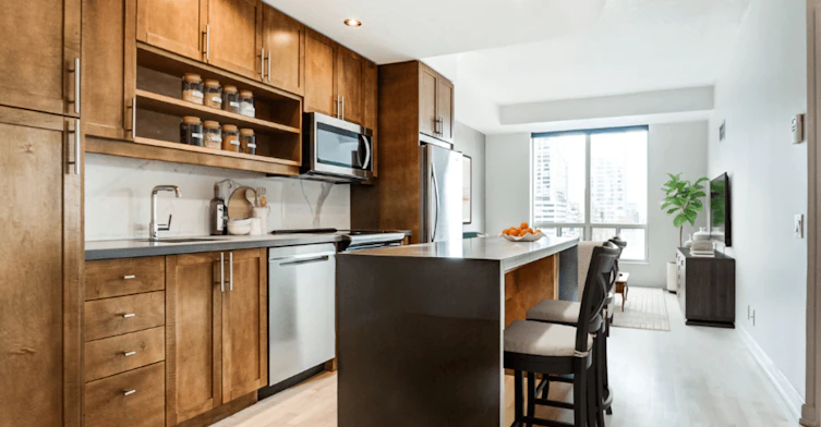 57-61 Yorkville Avenue, Toronto, ON, M5R 3V6
