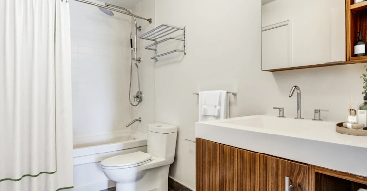 22-61 Yorkville Avenue, Toronto, ON, M5R 3V6 - 7