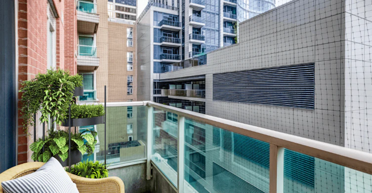 22-61 Yorkville Avenue, Toronto, ON, M5R 3V6 - 4