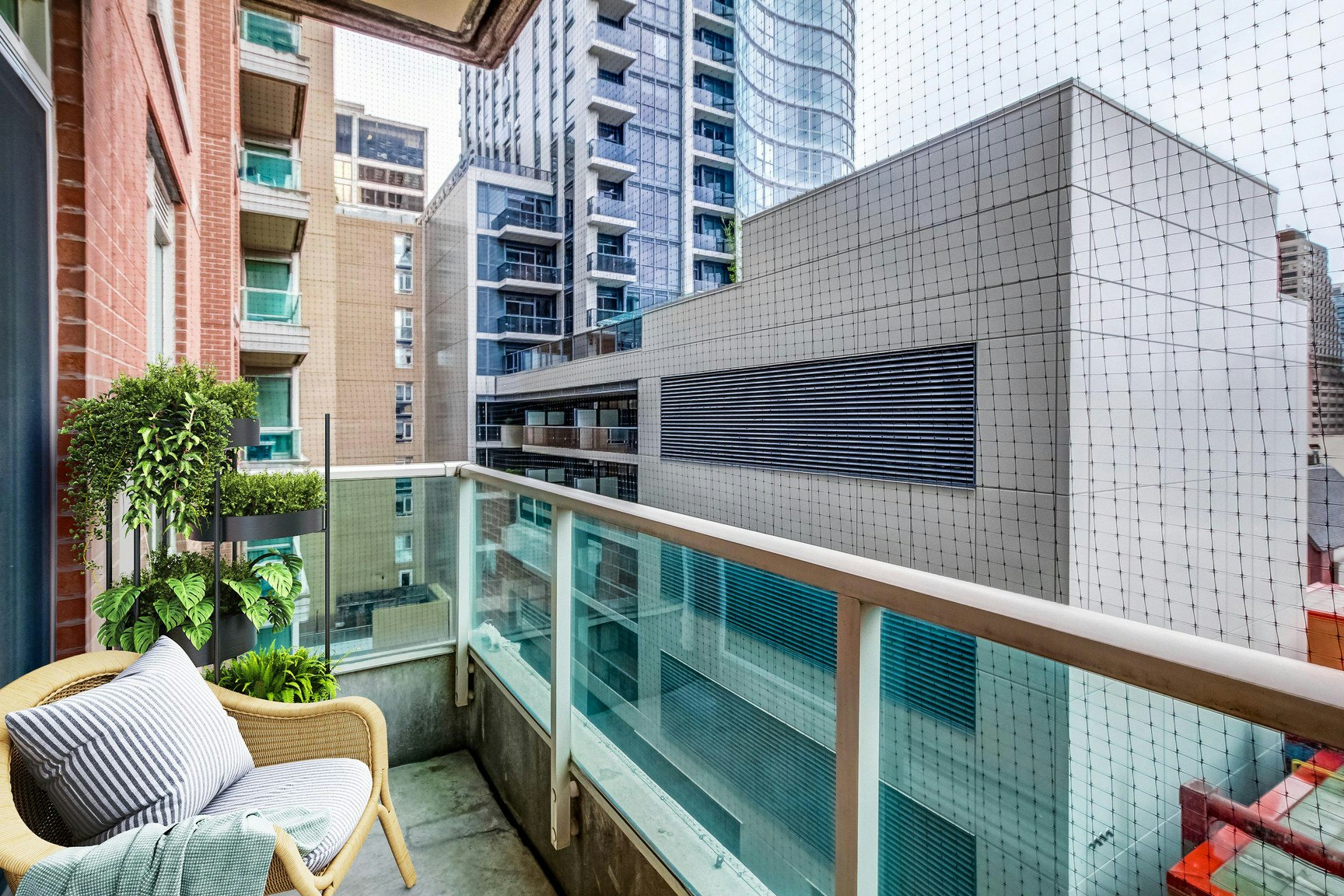61 Yorkville Avenue, Toronto, ON, M5R 3V6 - 8