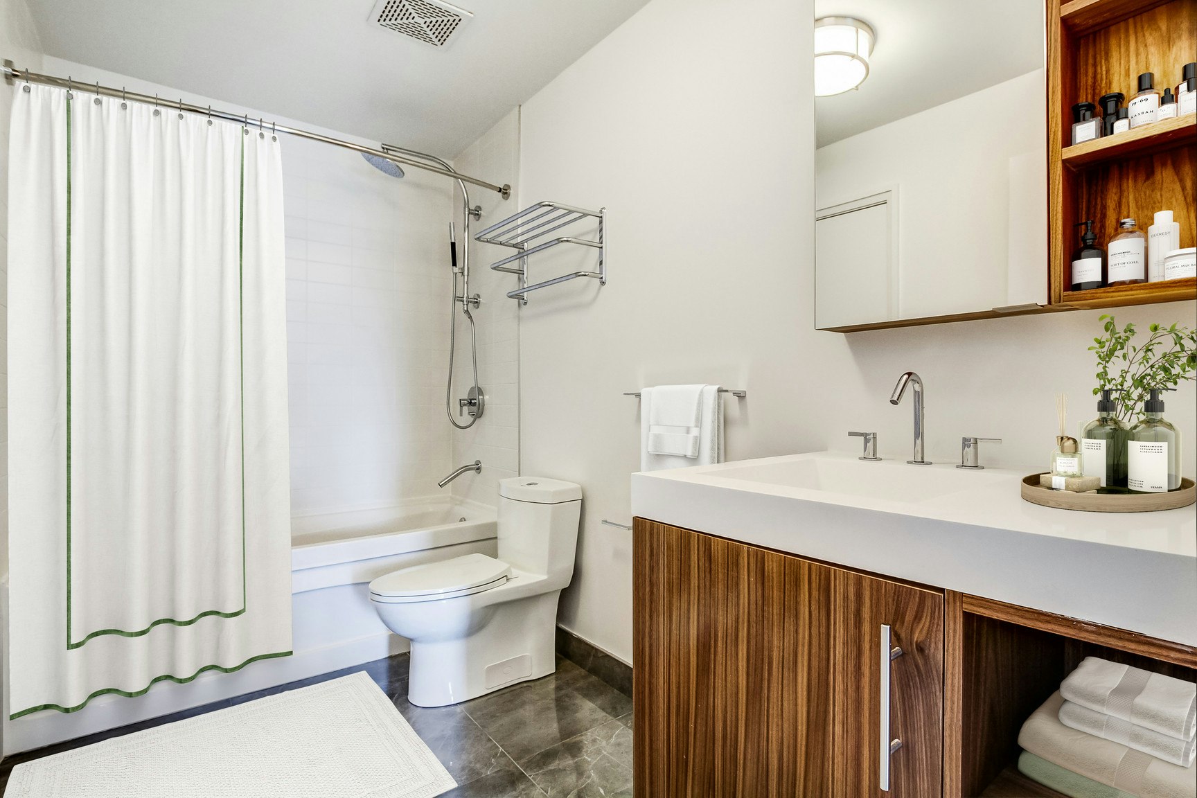 61 Yorkville Avenue, Toronto, ON, M5R 3V6 - 7