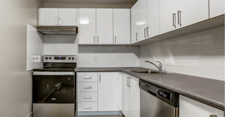 18-2700 Aquitaine Avenue, Mississauga, ON, L5N 3J6 - 2