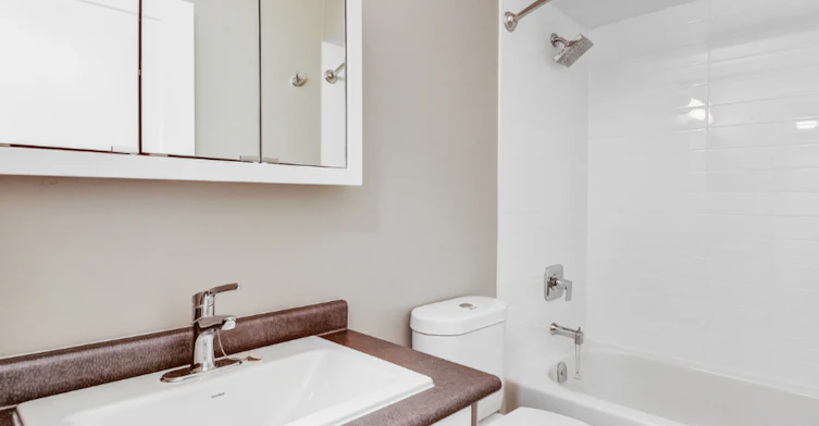 133-2700 Aquitaine Avenue, Mississauga, ON, L5N 3J6 - 5