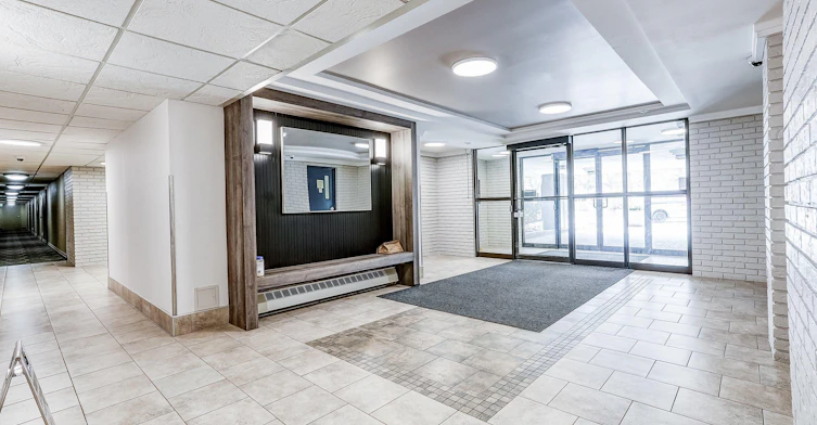 1229 Marlborough Court, Oakville, ON, L6H 3B6 - 11