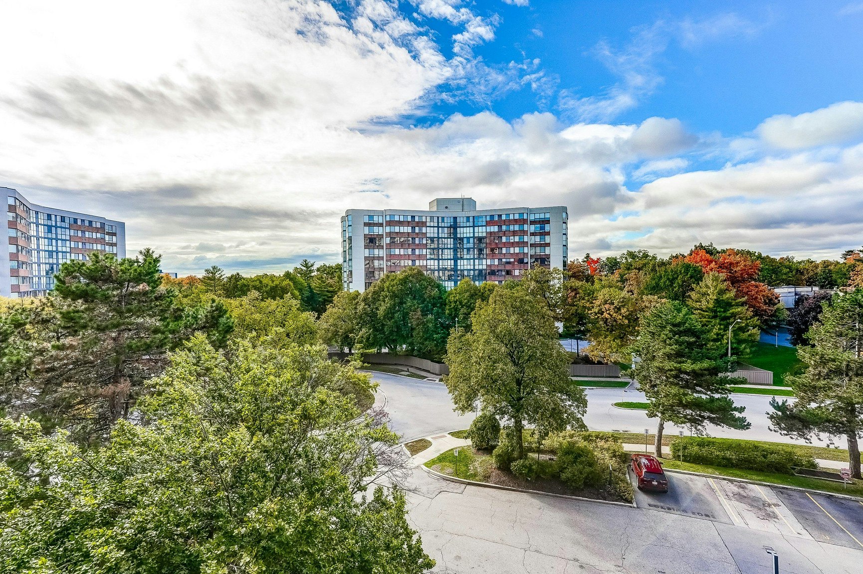 1229 Marlborough Court, Oakville, ON, L6H 3B6 - 10