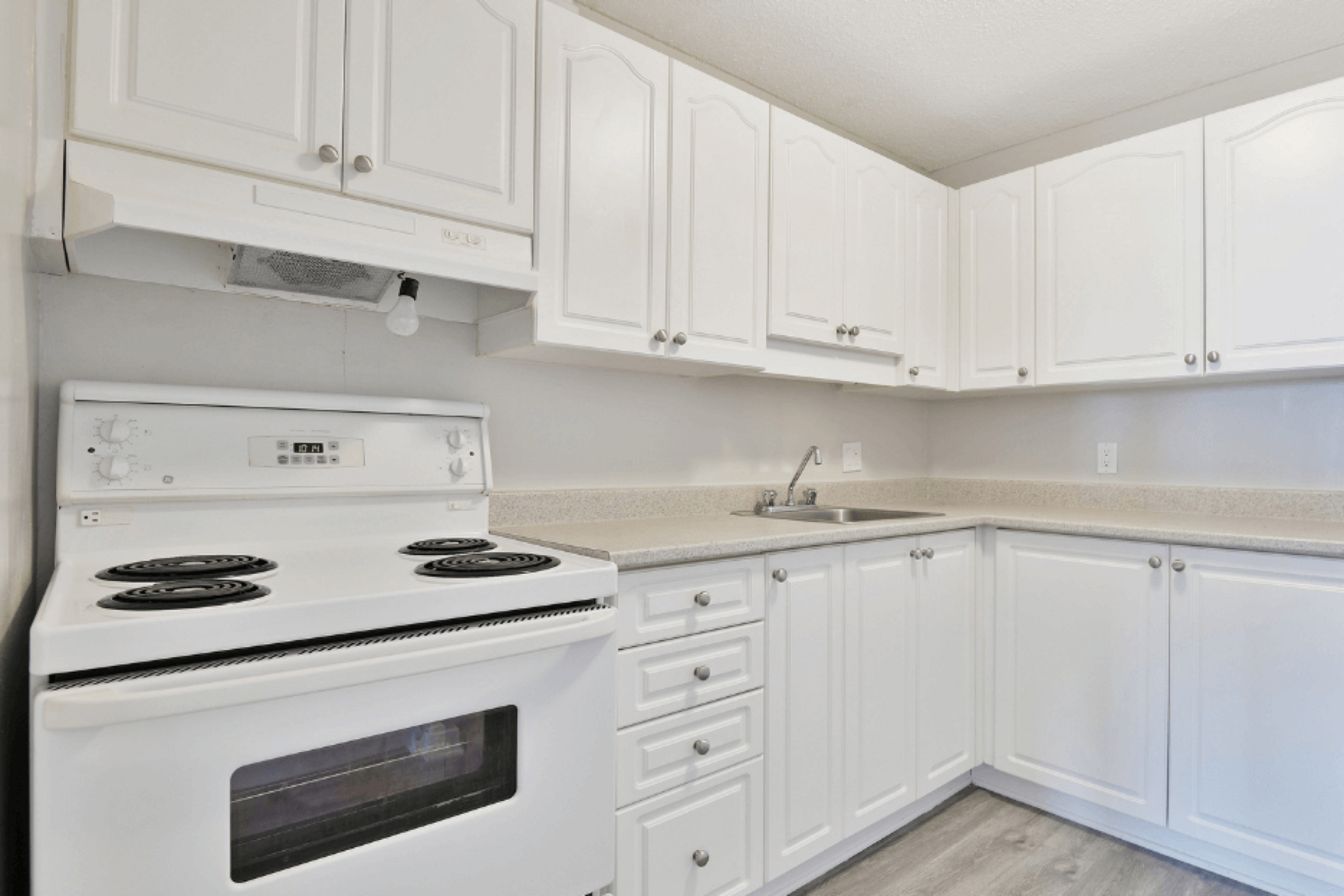 12-20 Deerfield Drive, Ottawa, ON, K2G 4L2 - 2