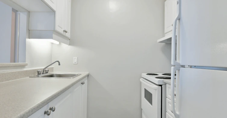 44-20 Deerfield Drive, Ottawa, ON, K2G 4L2 - 2