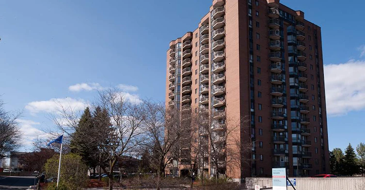 20 Deerfield Drive, Ottawa, ON, K2G 4L2 - 11