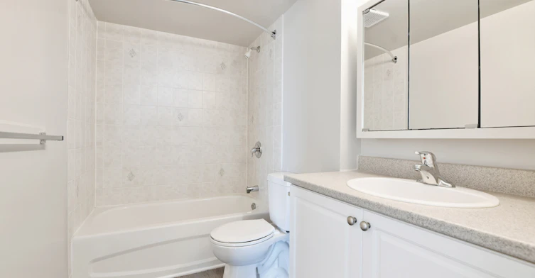 20 Deerfield Drive, Ottawa, ON, K2G 4L2 - 7