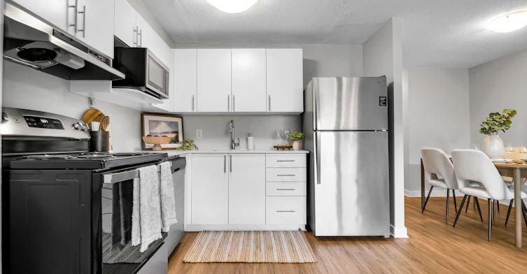 1800 Baseline Road, Ottawa, ON, K2C 3N1 - 2