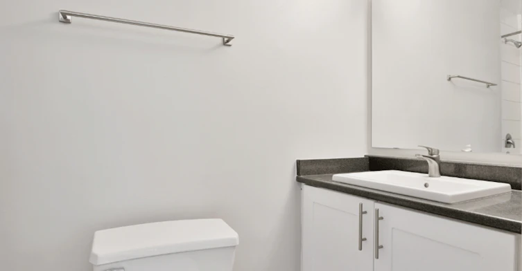 27-1000 Castle Hill Crescent, Ottawa, ON, K2C 3L7 - 2