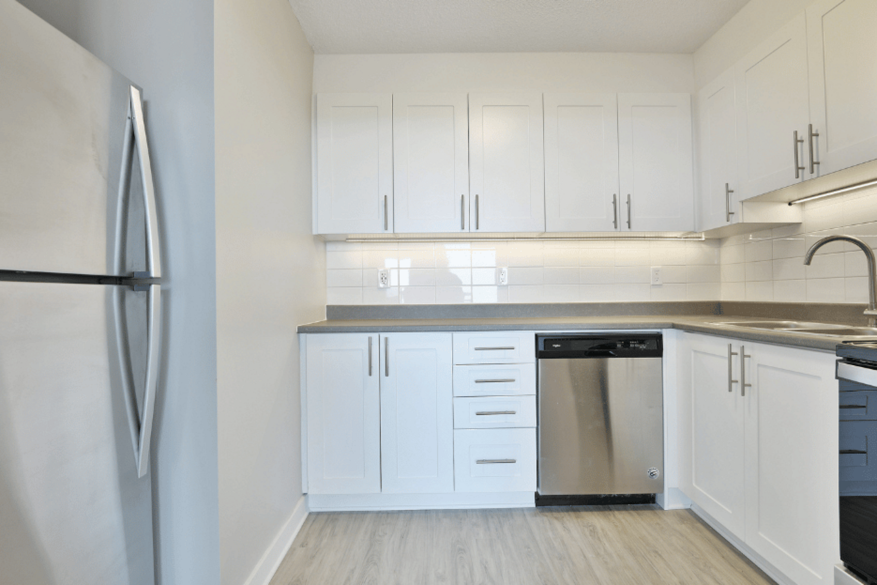 111-1000 Castle Hill Crescent, Ottawa, ON, K2C 3L7 - 3