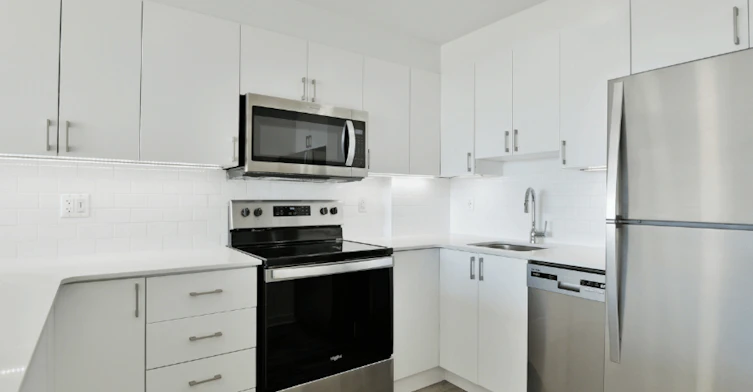 61-30 Eleanor Drive, Ottawa, ON, K2E 7E5 - 3