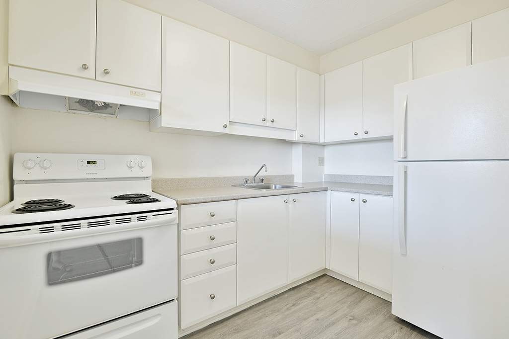 1343 Meadowlands Drive, Ottawa, ON, K2E 7E8 - 11