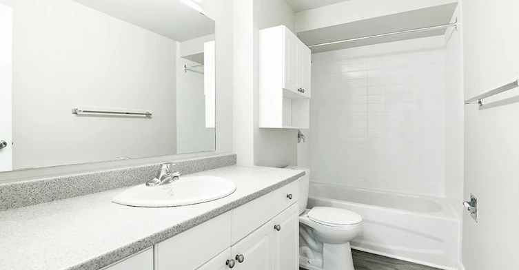 1343 Meadowlands Drive, Ottawa, ON, K2E 7E8 - 12