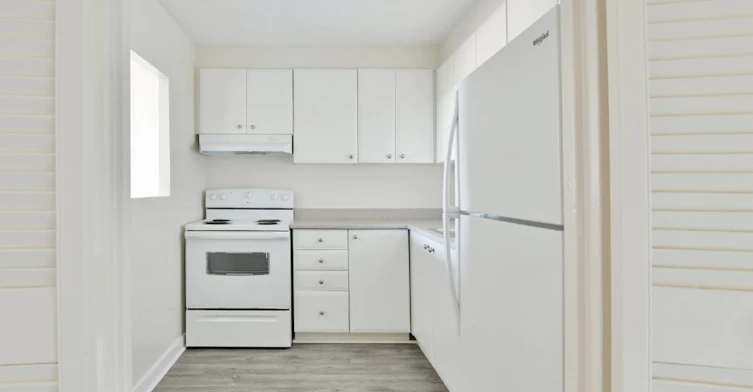 9-1343 Meadowlands Drive, Ottawa, ON, K2E 7E8 - 3