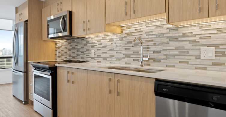 27-221 Lyon Street North, Ottawa, ON, K1R 1B9 - 3