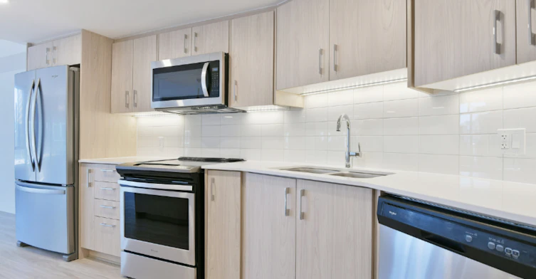 126-221 Lyon Street North, Ottawa, ON, K1R 1B9 - 3