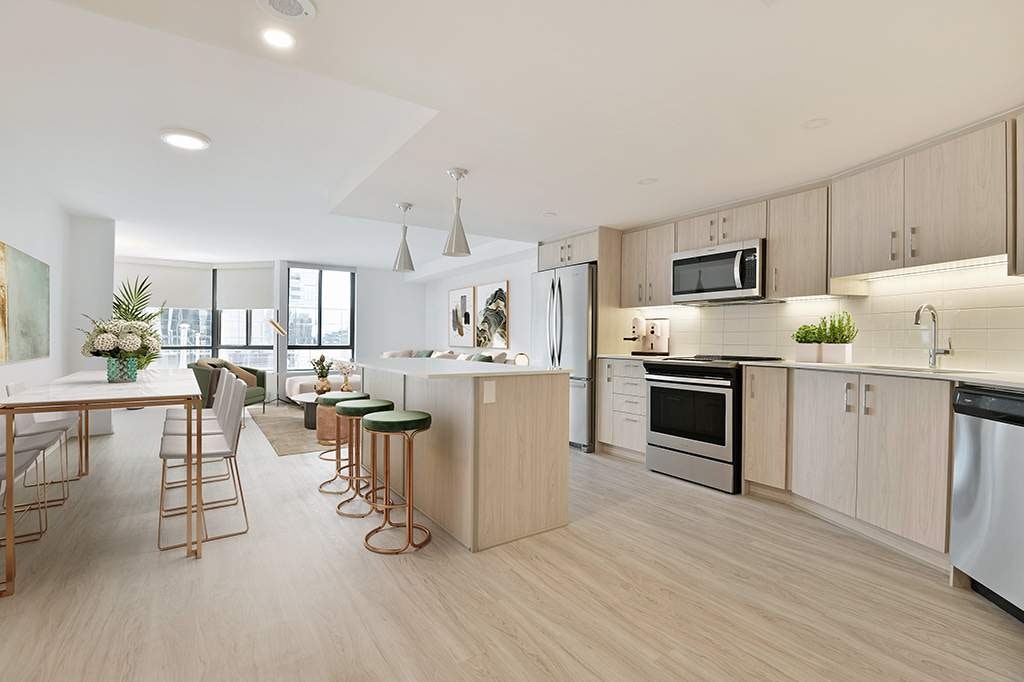 221 Lyon Street North, Ottawa, ON, K1R 1B9 - 2