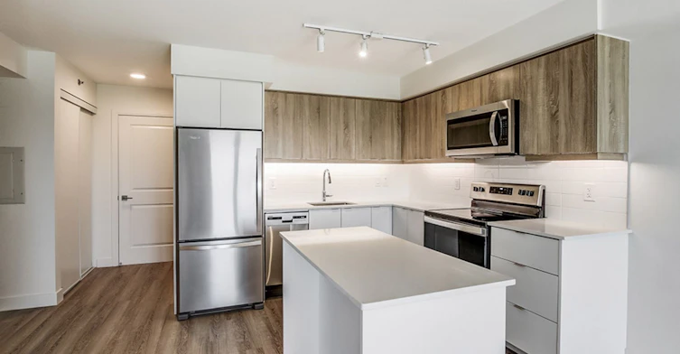 102-620 Martin Grove Road, Toronto, ON, M9R 2L2 - 6